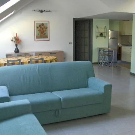Apartment Medievale 3 *