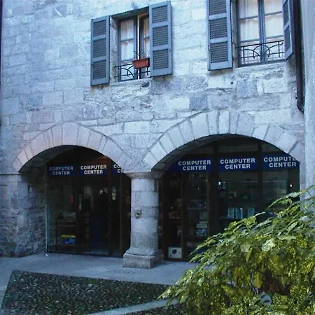 Medievale 3 Apartment